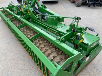 Amazone KG 601-2 6 Metre power harrow
