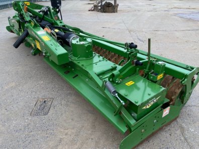 Amazone KG 601-2 6 Metre power harrow