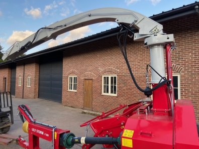 Lely Storm P 300 trailed forager