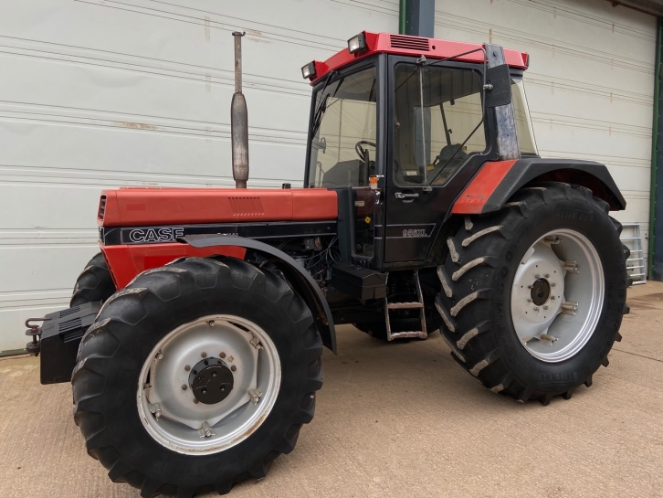 Case 956XL