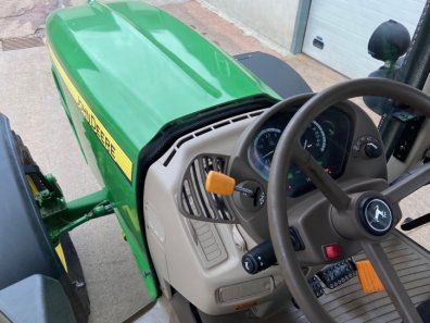 John Deere 6930