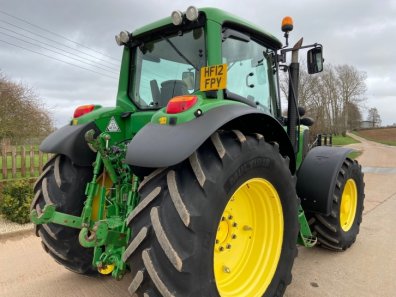 John Deere 6930