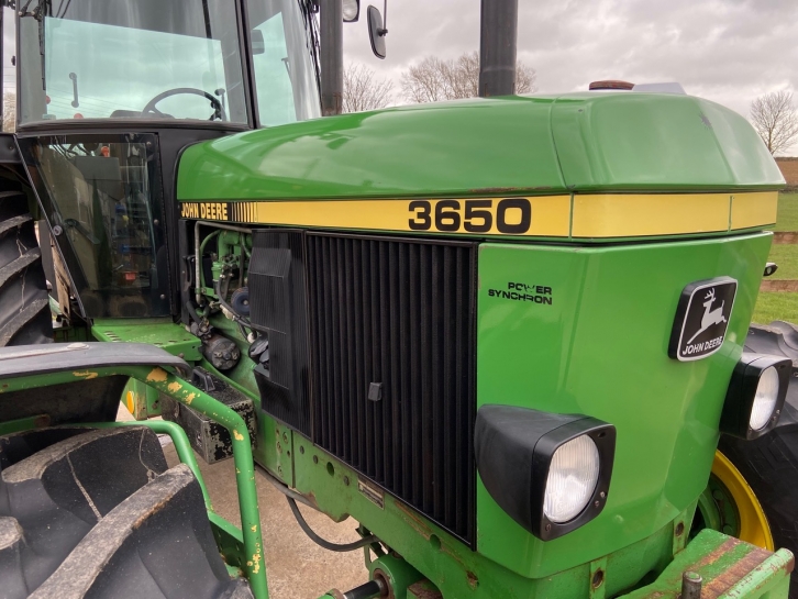 John Deere 3650