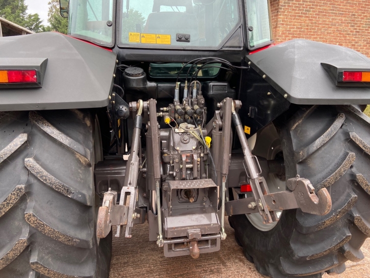 Massey Ferguson 6180