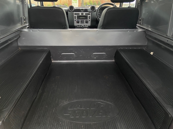 Land Rover 90 XTech 2.2 Diesel