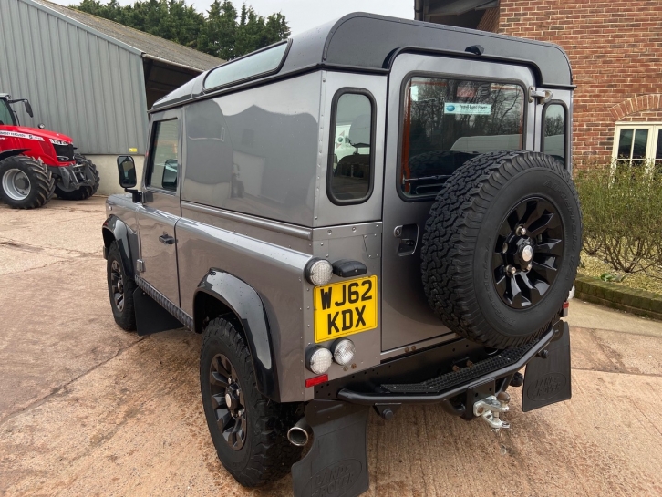 Land Rover 90 XTech 2.2 Diesel