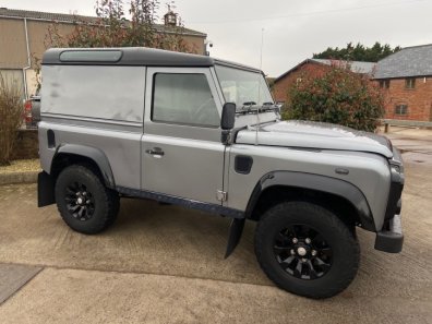 Land Rover 90 XTech 2.2 Diesel