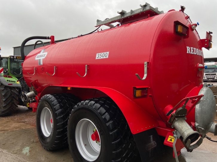 Redrock 3500 Gallon tanker