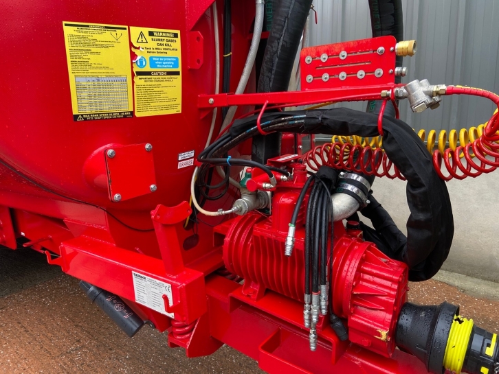 Redrock 3500 Gallon tanker