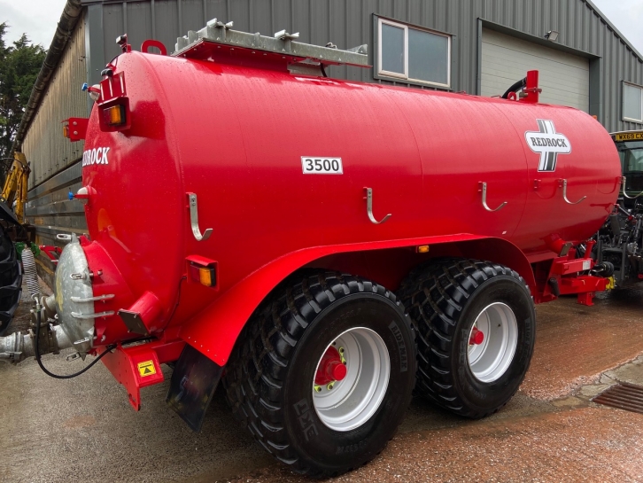 Redrock 3500 Gallon tanker