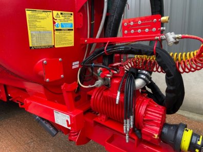 Redrock 3500 Gallon tanker
