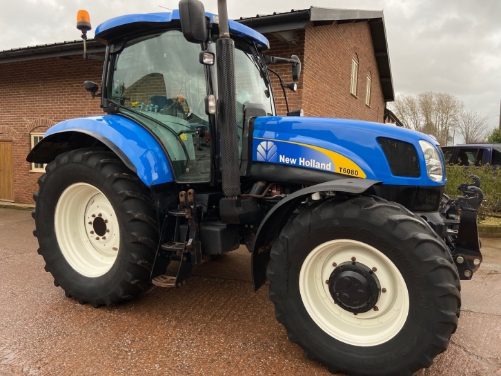 New Holland T6080