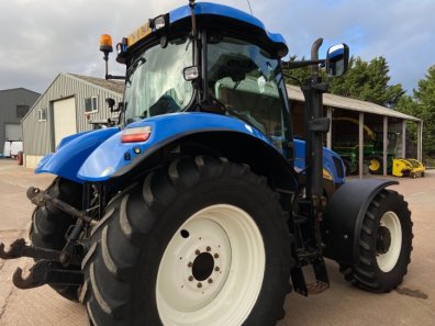 New Holland T6080