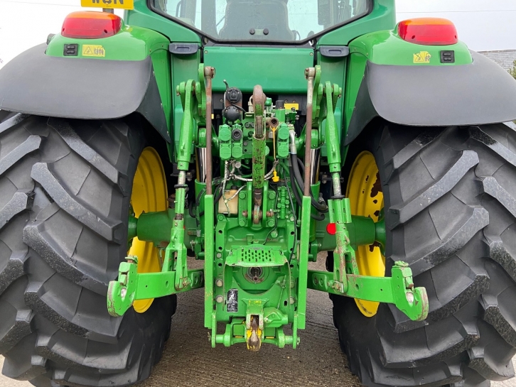 John Deere 6920S