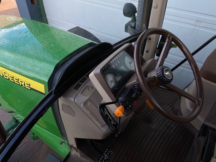 John Deere 6920S