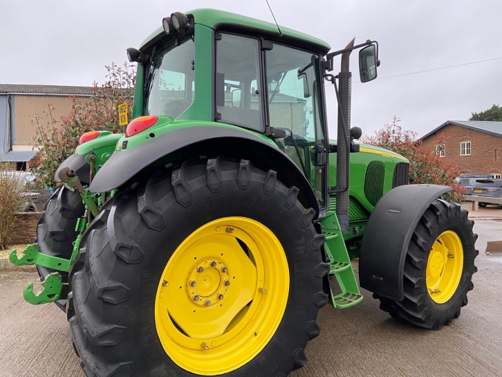 John Deere 6920S