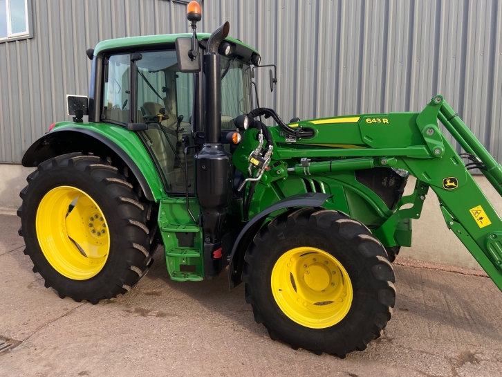 John Deere 6130M