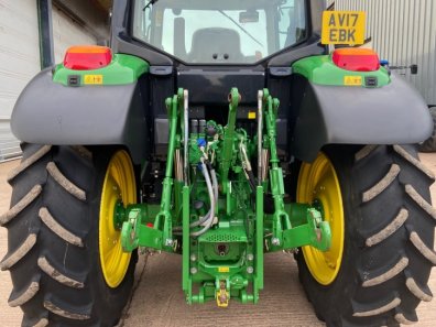 John Deere 6130M