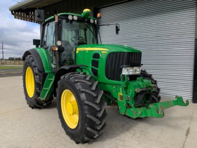 John Deere 6930