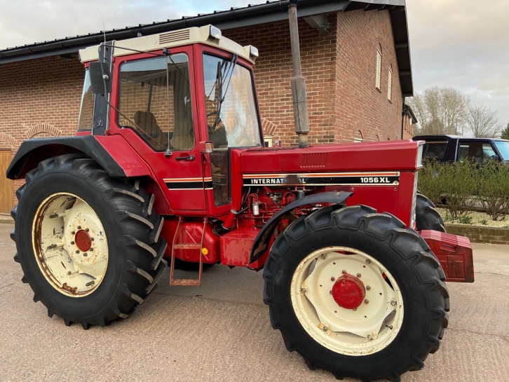 International 1056XL