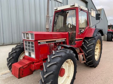 International 1056XL