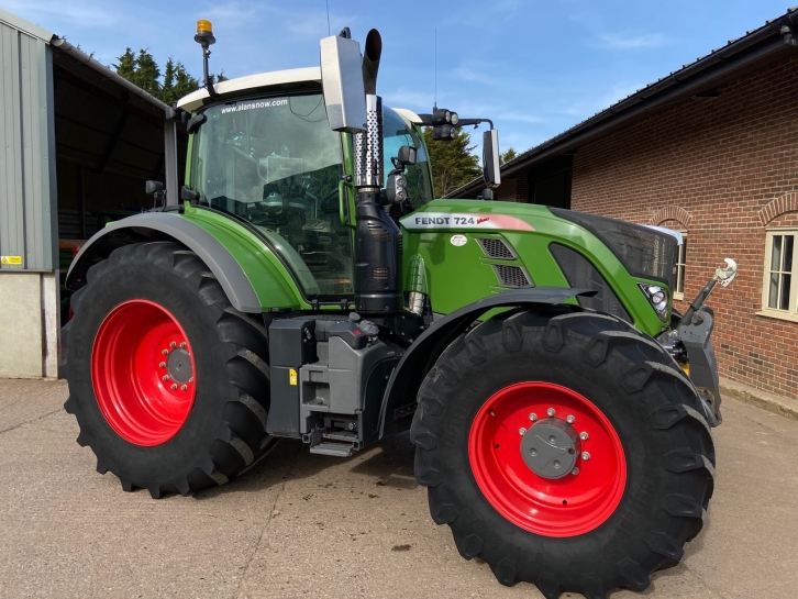 Fendt 724 Profi-Plus