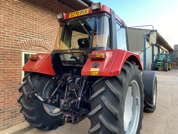 Case 956XL