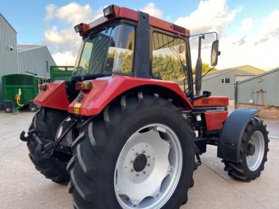 Case 956XL