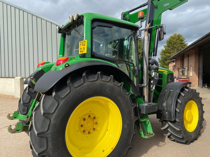 John Deere 6930