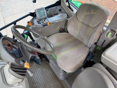 John Deere 6930