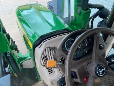 John Deere 6930