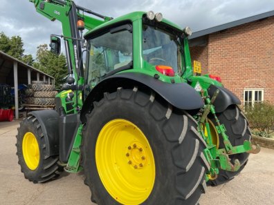 John Deere 6930