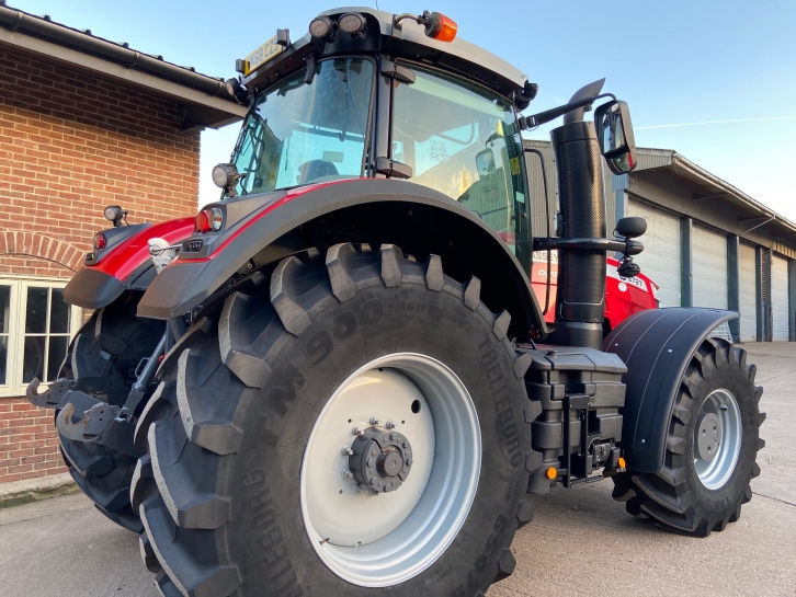 Massey Ferguson 8727 S
