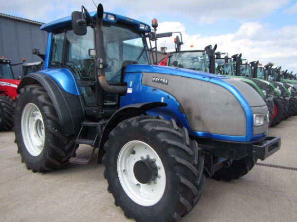 Valtra T130
