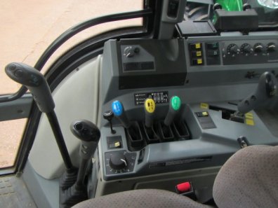 Valtra T130