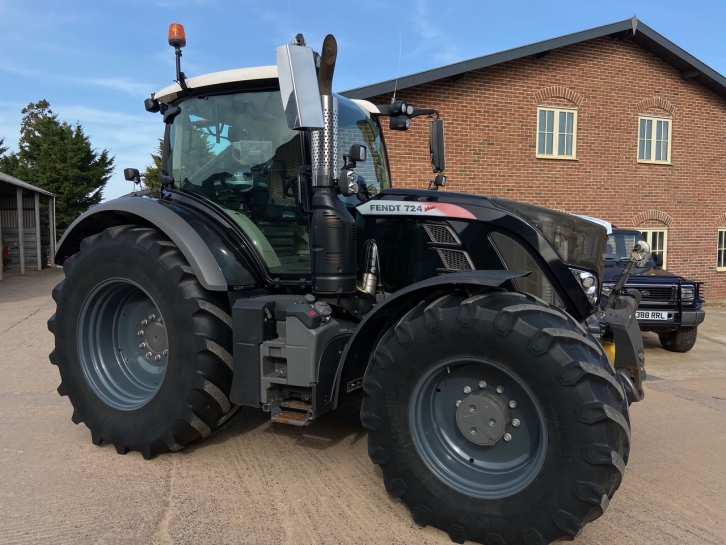 Fendt 724 Profi-Plus