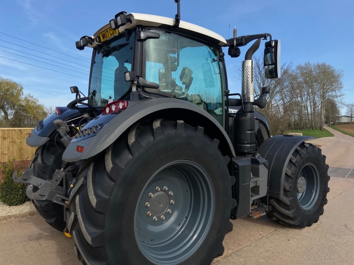 Fendt 724 Profi-Plus