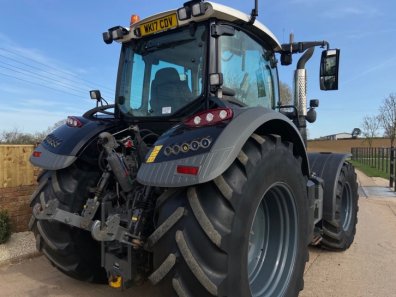 Fendt 724 Profi-Plus