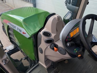 Fendt 718 Profi