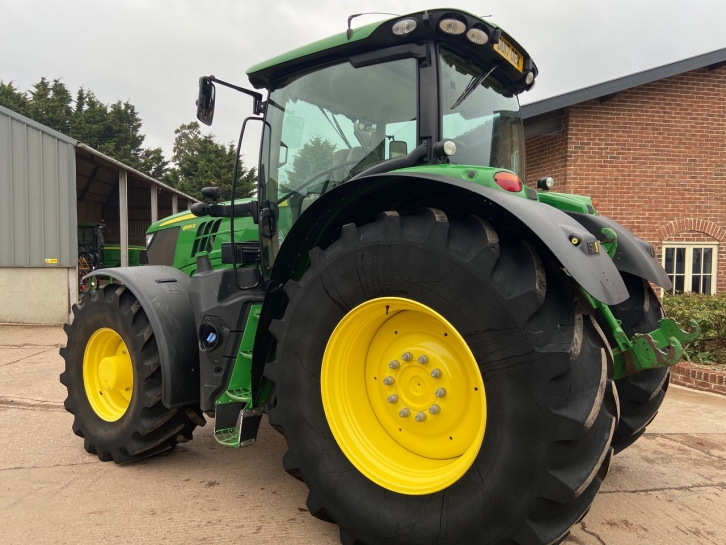 John Deere 6195R