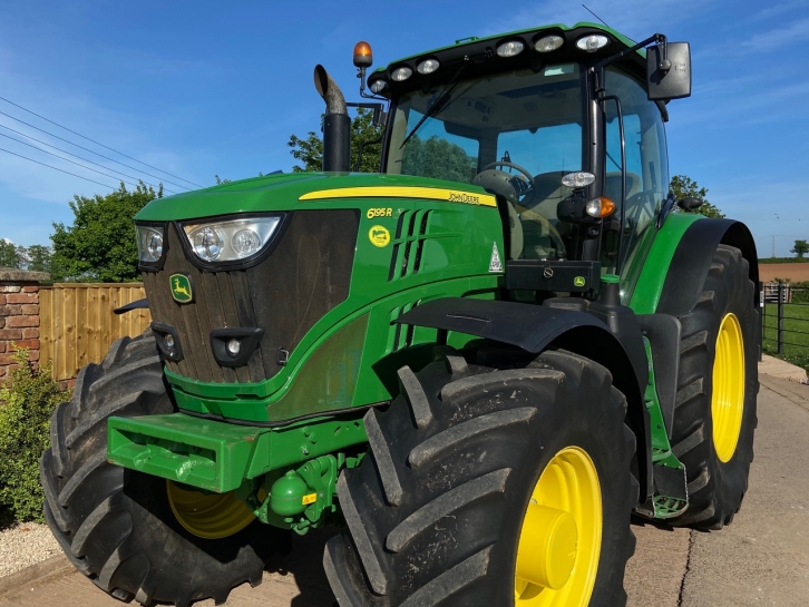 John Deere 6195R