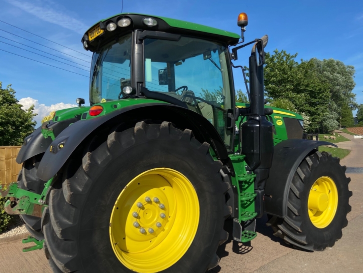 John Deere 6195R