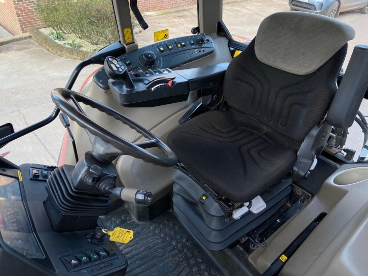 Case CVX 170