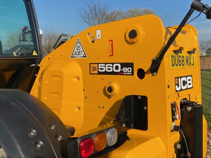 JCB 560-80 Agri Super