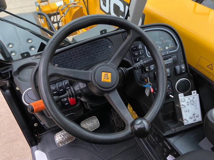 JCB 560-80 Agri Super