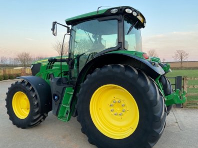 John Deere 6145R