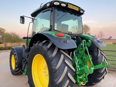 John Deere 6145R