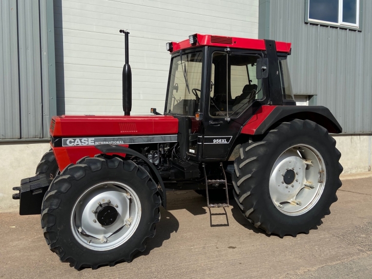 Case 956XL