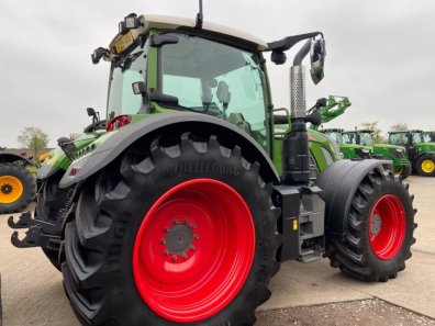 Fendt 724 Profi-Plus
