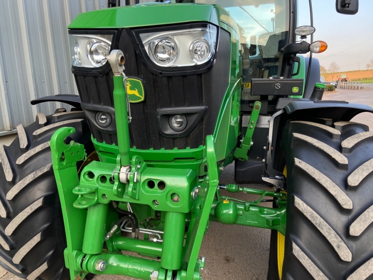 John Deere 6155R